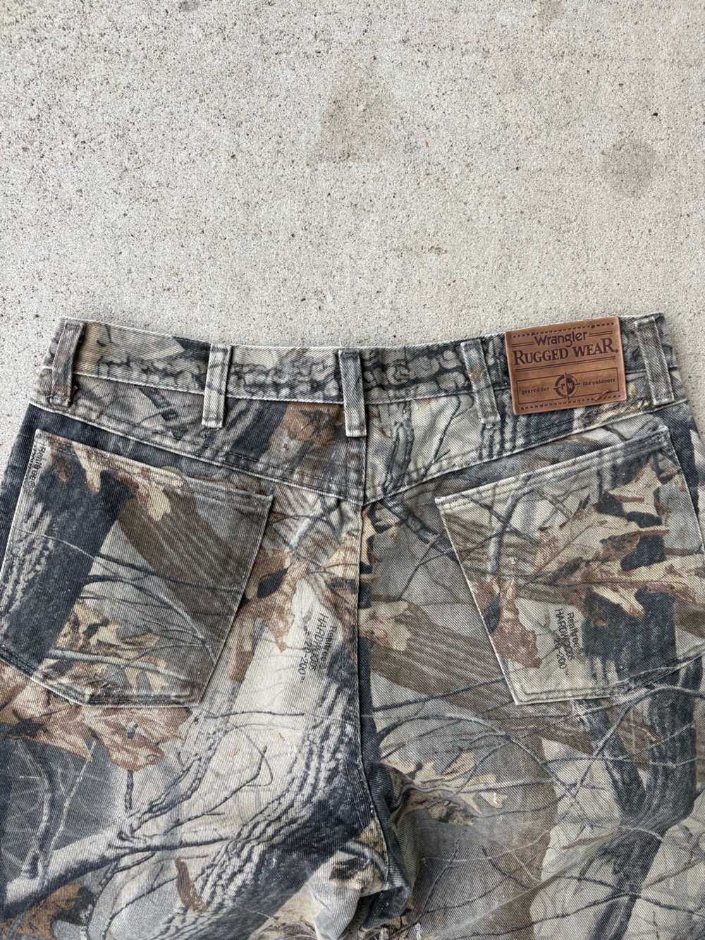 Vintage Wrangler Rugged Wear Realtree Hardwoods Camo Pants - 32x30 - Picture 3 of 6